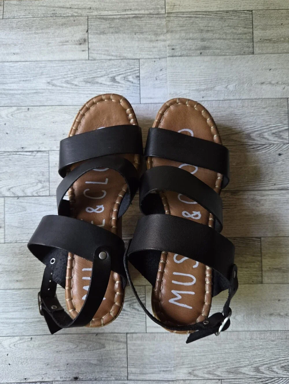 Musse & Cloud Black Leather Platform Sandals